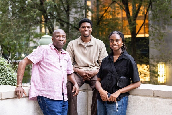 penn family taking a break during move-in